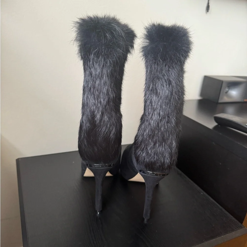 Michael Kors Black Heeled Boots with Plush Fur Trim - Picture 4 of 6